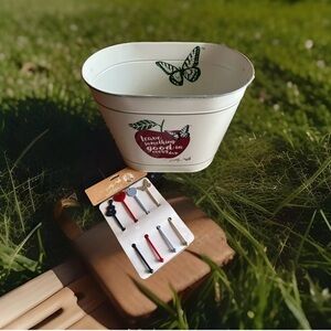 Dolly Parton Metal Apple Bucket Basket & A Set Of 4 Drink Stirrers